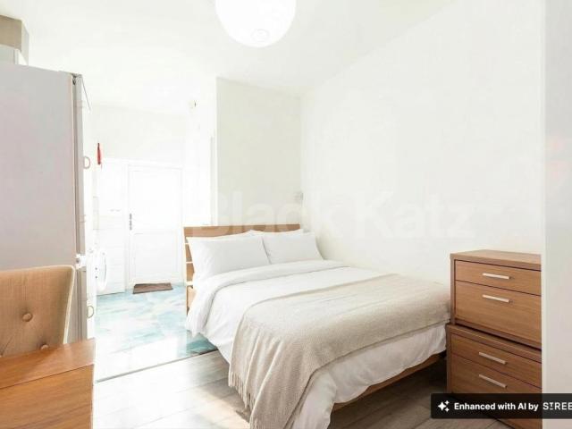 Studio for rent in Greater London