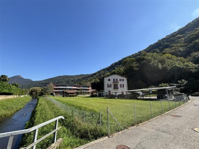Grundstück kaufen in Aldesago, Tessin