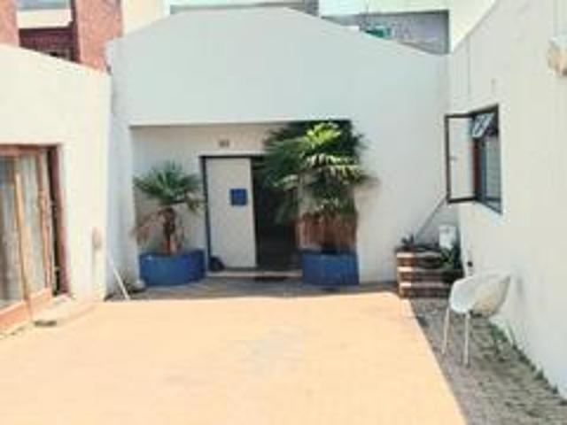 House for sale in Johannesburg, City of Johannesburg Metropolitan Municipality