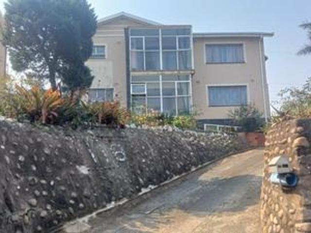 House for sale in Chatsworth, Kwazulu-natal
