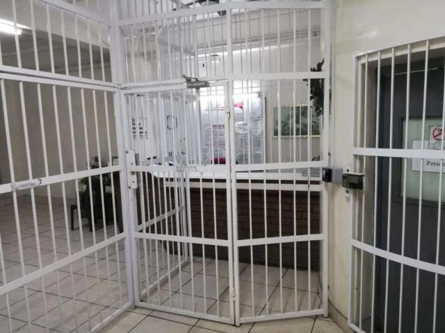 Apartment for sale in Seaview, Kwazulu-natal