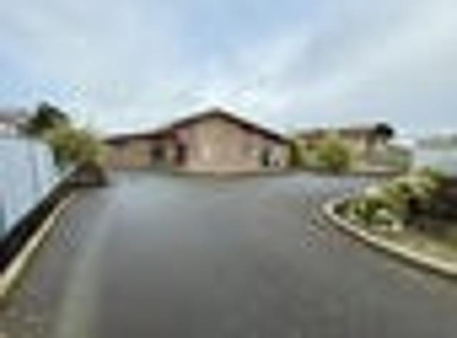 House for sale in Turnbull Thomson Park