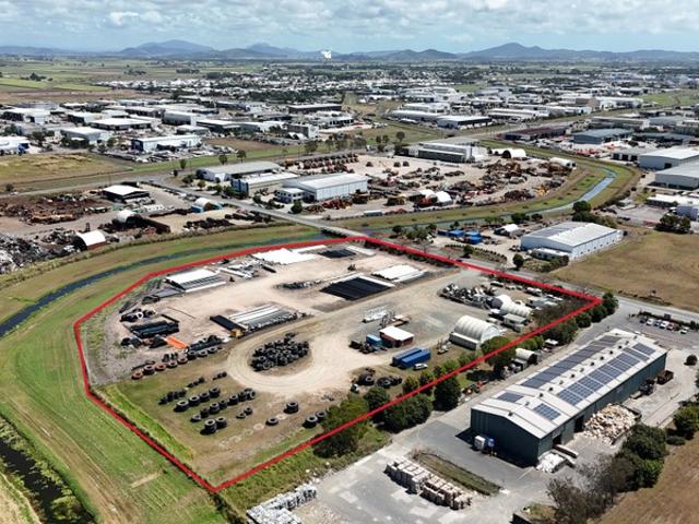 Warehouse for sale in Bakers Creek, Queensland