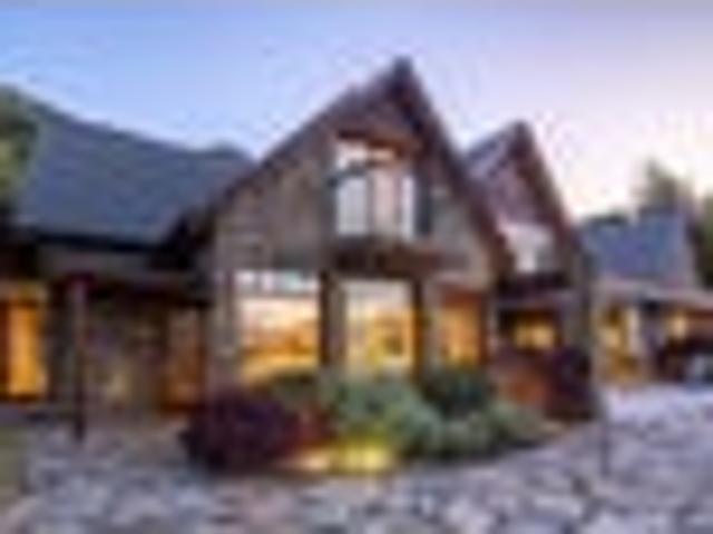 House for sale in Otakou