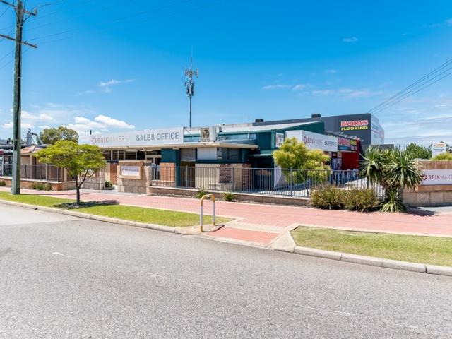 Retail for rent in Booragoon, Western Australia