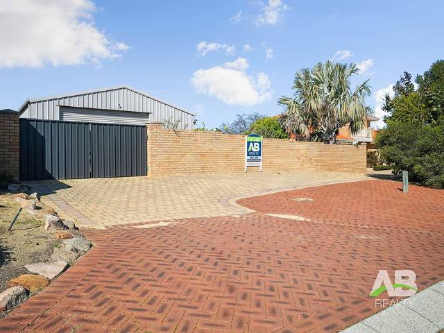 House for sale in Hocking, Western Australia