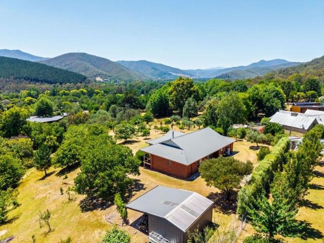 House for sale in Bright, Alpine Shire