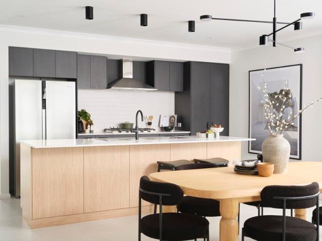 Cottage for sale in Bunbury, Western Australia