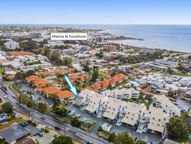 Apartment for sale in Parklands, Western Australia
