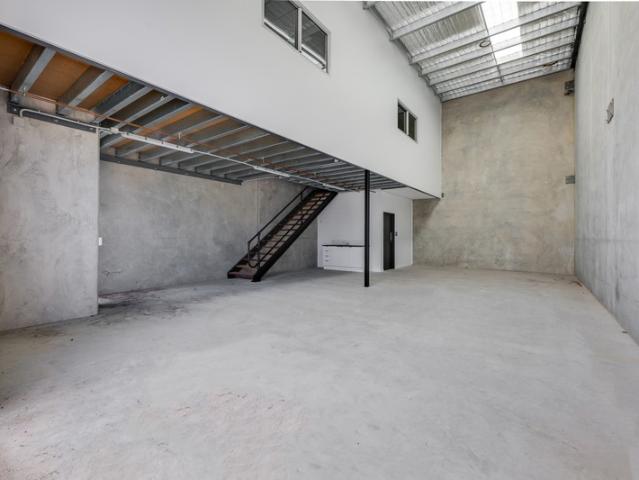 Warehouse for sale in Yatala, Gold Coast City