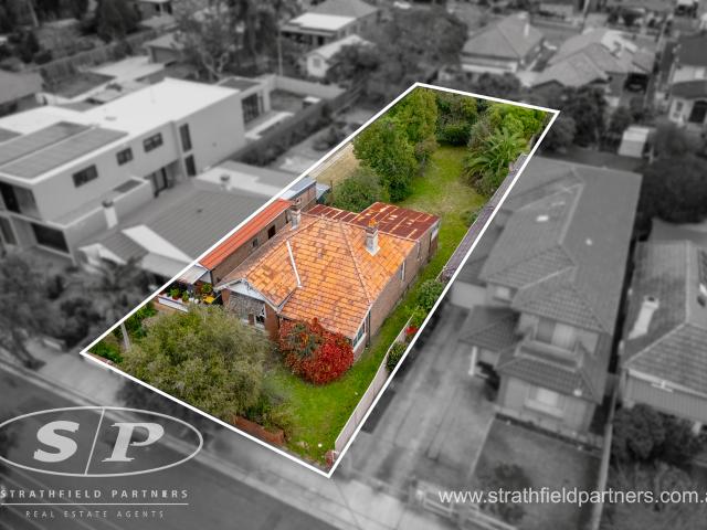 House for sale in Burwood