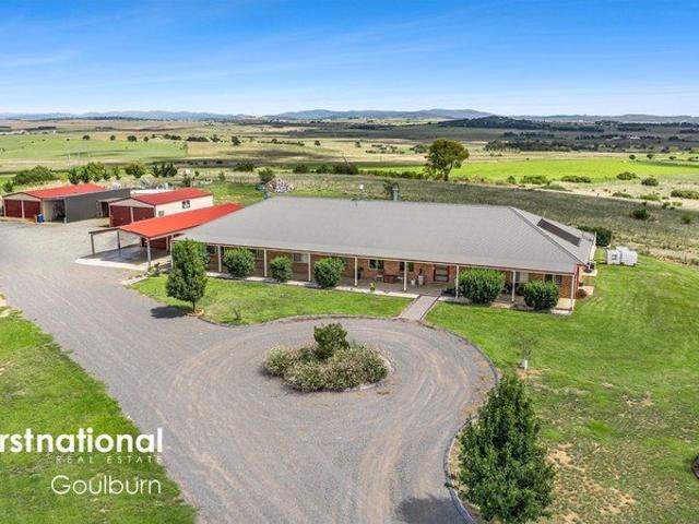 Cottage for sale in Brisbane Grove, New South Wales