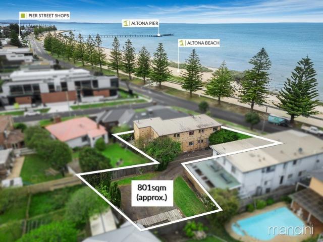 Flat for sale in Altona, Melbourne