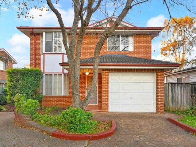 Townhouse for sale in Casula Townhouse for sale in Casula