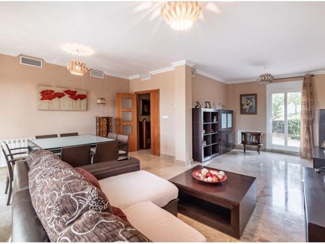 Casa en alquiler en Otura, Granada