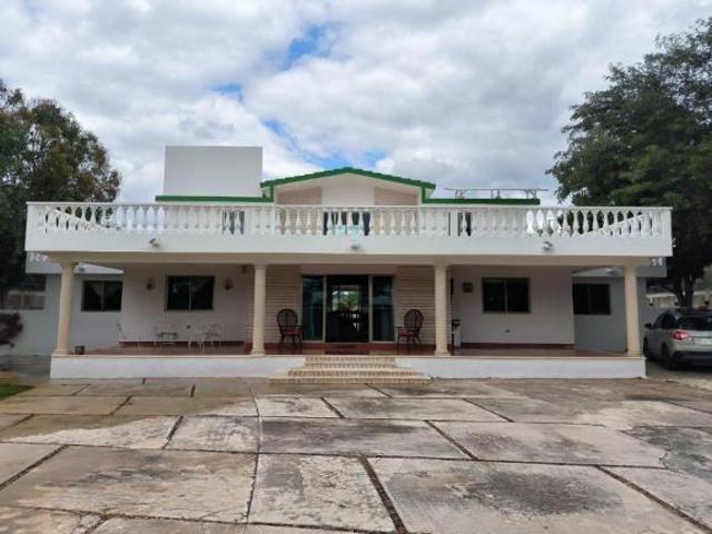 INCREIBLE CASA TIPO QUINTA EN VENTA CHABLEKAL MERIDA FVC 2669