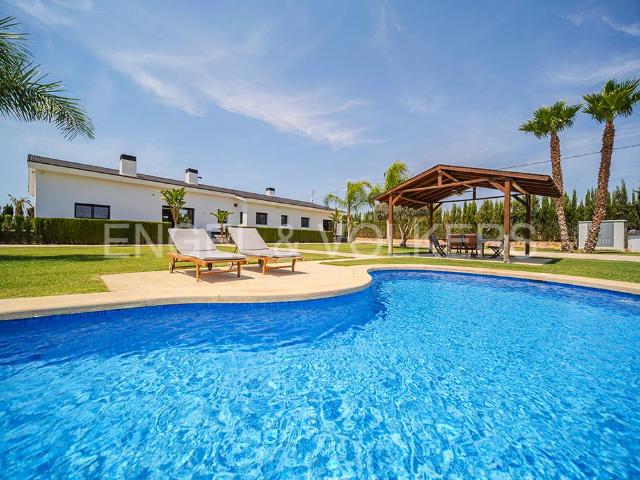 Casa en venta en Elche, Pisos Blaus