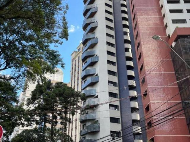 Apartamento venda em Água Verde, Curitiba
