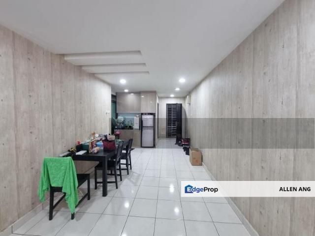 Condominium for sale in Petaling, Alam Impian