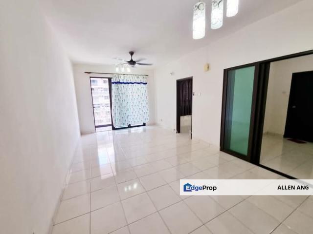 Condominium for sale in Petaling, Alam Impian