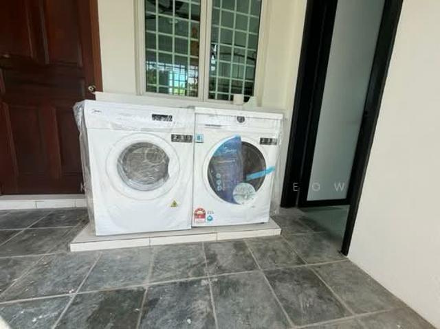 Shop for rent in Bukit Ledang, Johor