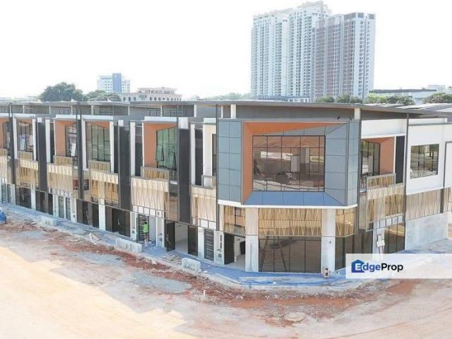 Shop for rent in Bukit Ledang, Johor