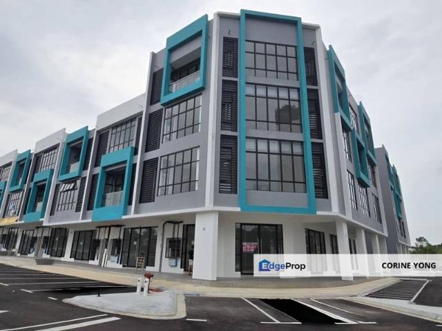 Shop for rent in Bukit Ledang, Johor