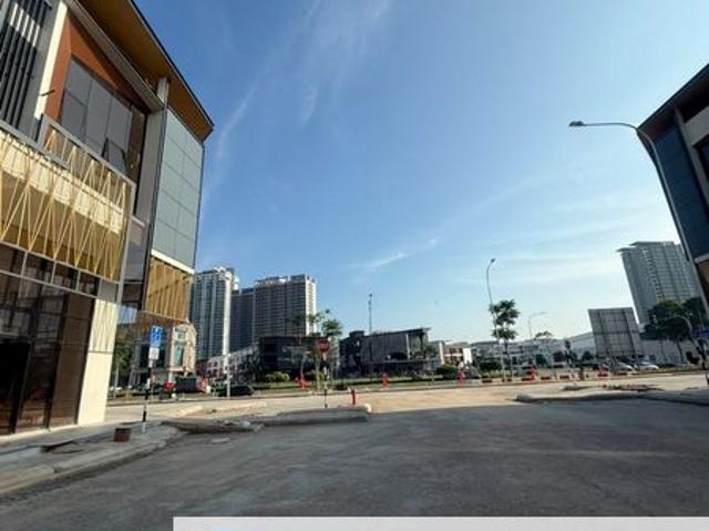 Shop for rent in Bukit Ledang, Johor