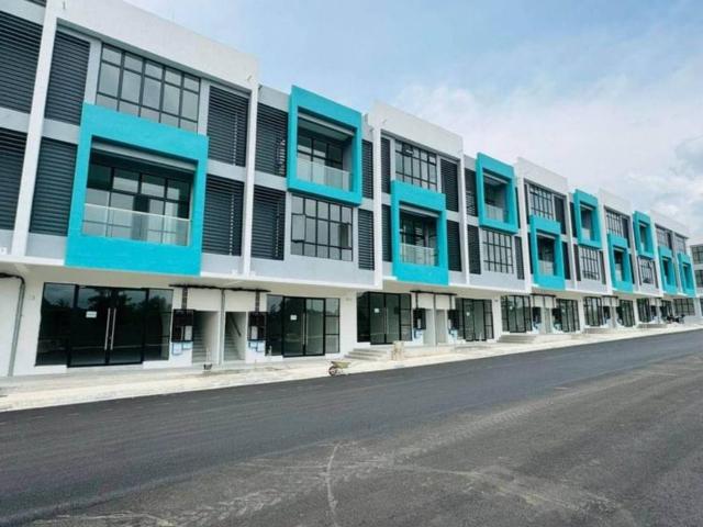 Shop for rent in Bukit Ledang, Johor
