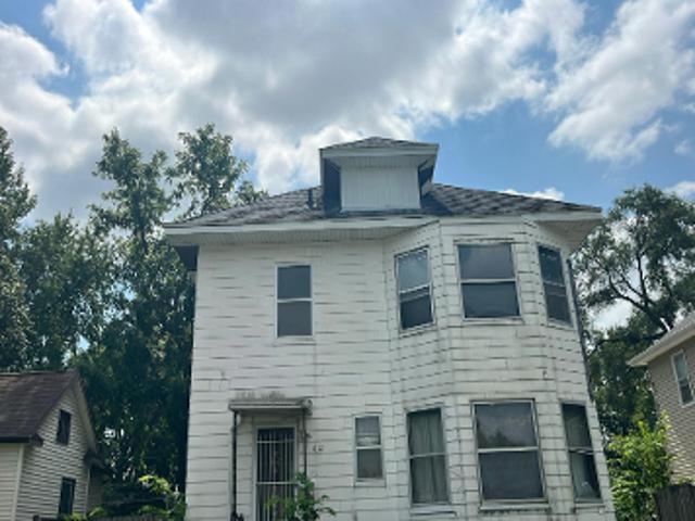 House for sale in Waterloo, Black Hawk County