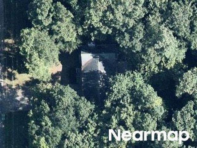 House for sale in Governor's Ridge, Douglasville