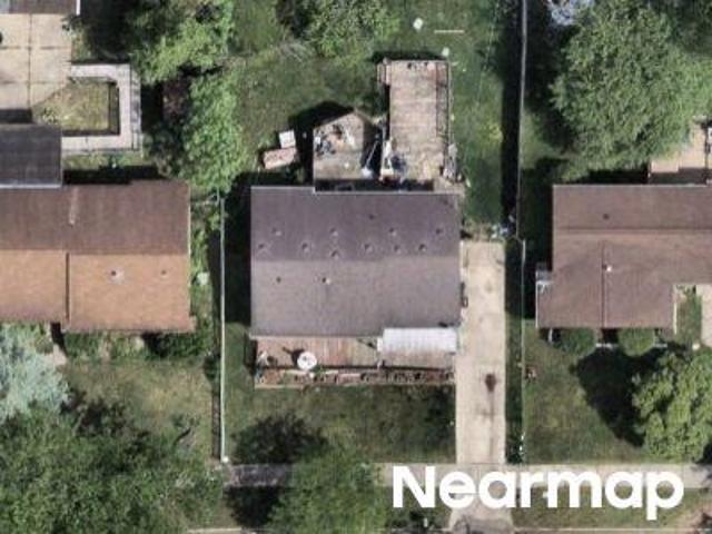 House for sale in Coachlight, Lansing
