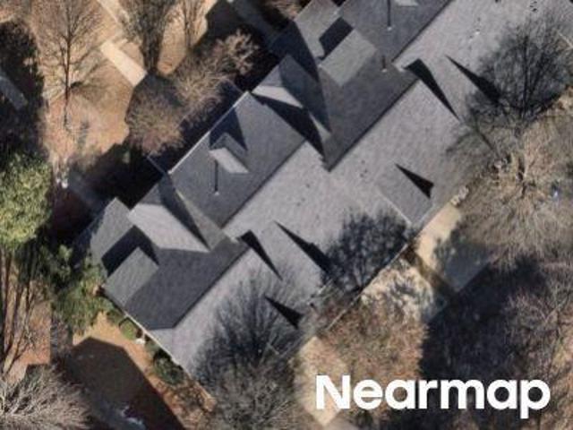 House for sale in Roswell