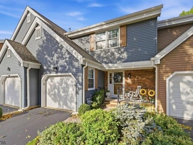Condo for sale in Liberty Greens, Morris Township