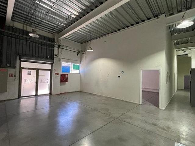 Independencia, Bodega en arriendo en independencia