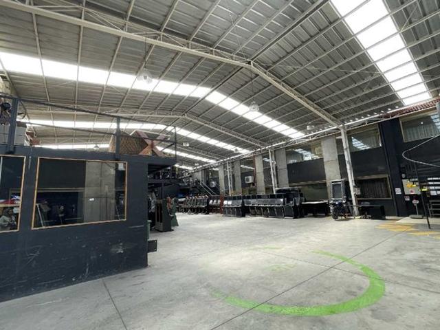 Independencia, Oficinas con galpones de primer nivel 72596