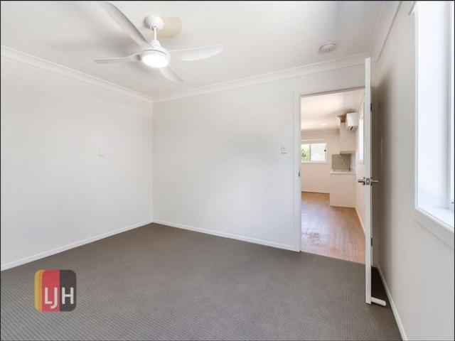 Apartment for rent in Glen Kedron, Greater Brisbane