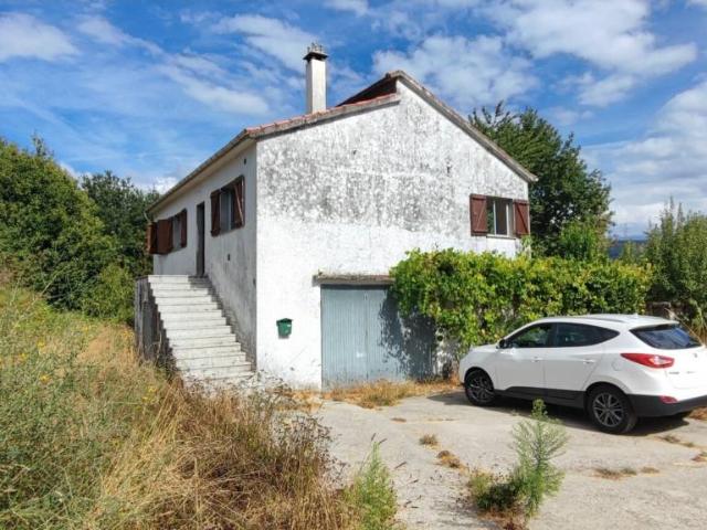 Casa en venta en Bande, Ourense