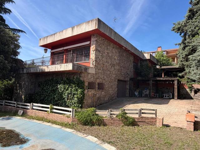 Casa en venta en La Navata, Galapagar