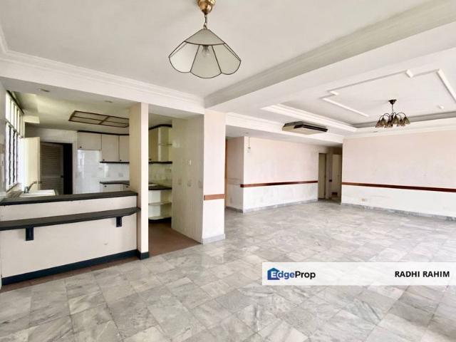 Condominium for sale in Petaling, Subang Jaya