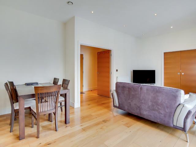 Apartment for rent in Canary Wharf, Greater London