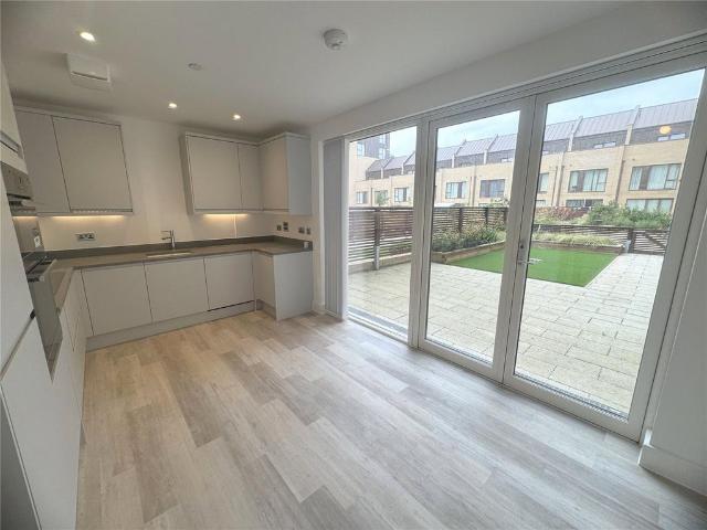 House for rent in West Finchley, Greater London