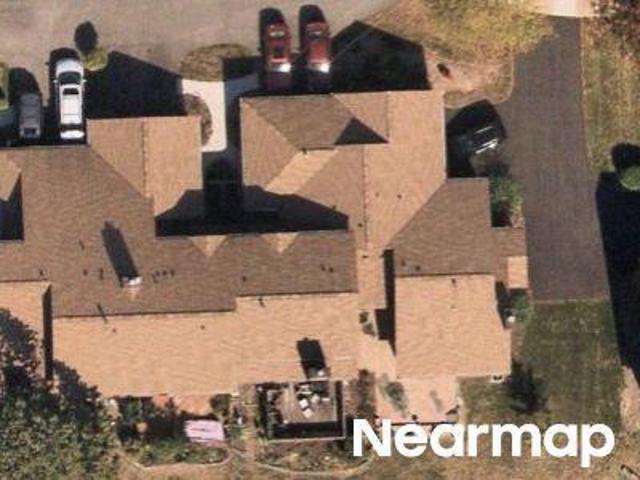 Townhouse for sale in Westmont