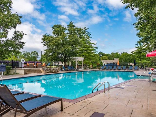 Apartment for rent in Kenwood, Ohio