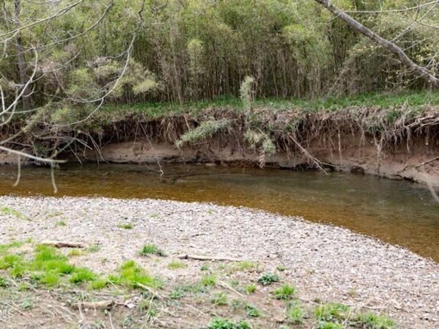 Property for sale in Thorn Hill, Tennessee