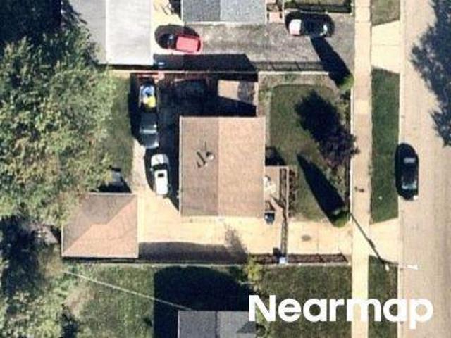 House for sale in Waukegan, Illinois