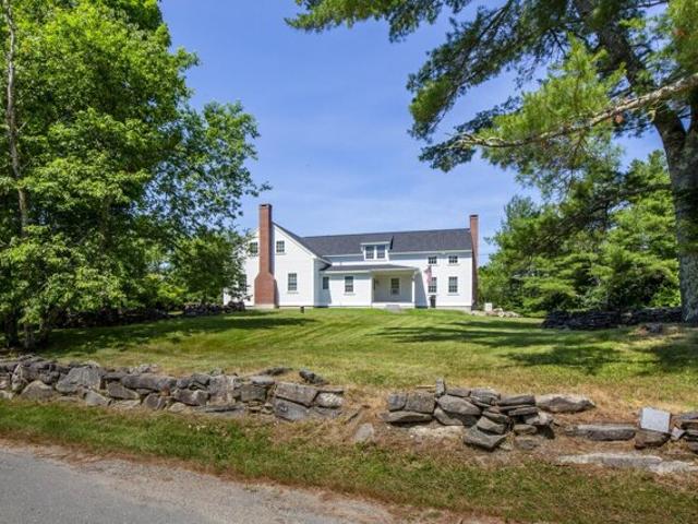 House for sale in Newcastle, Maine