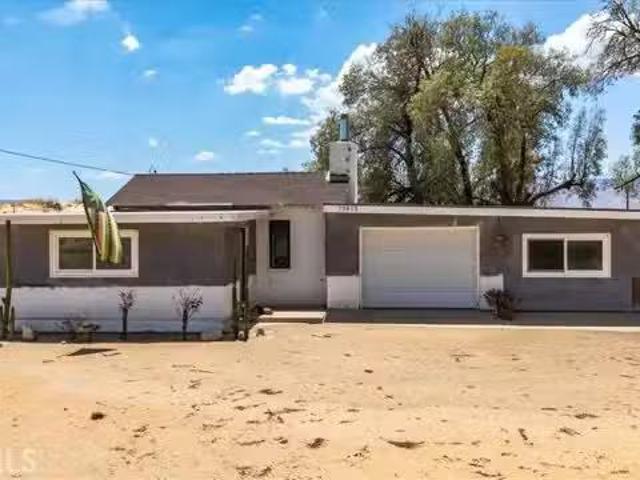 House for rent in Fontana
