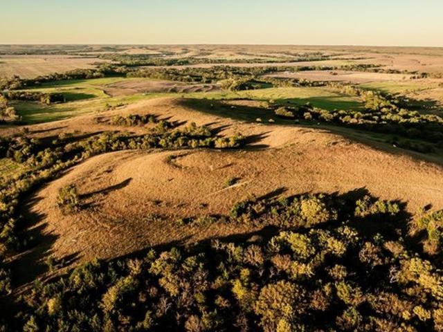 Land for sale in Belvue, Pottawatomie County