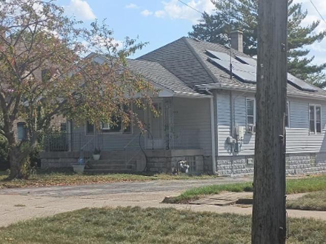 House for sale in Lansing, Illinois